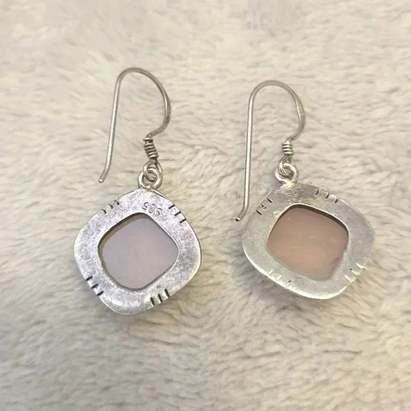 #440 Vintage silver tone earring - Picture 3 of 3